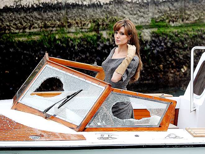 CRUISE CONTROL photo | Angelina Jolie