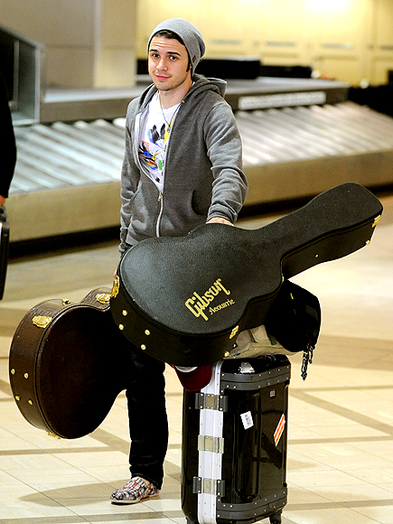 MUSIC MAN photo | Kris Allen