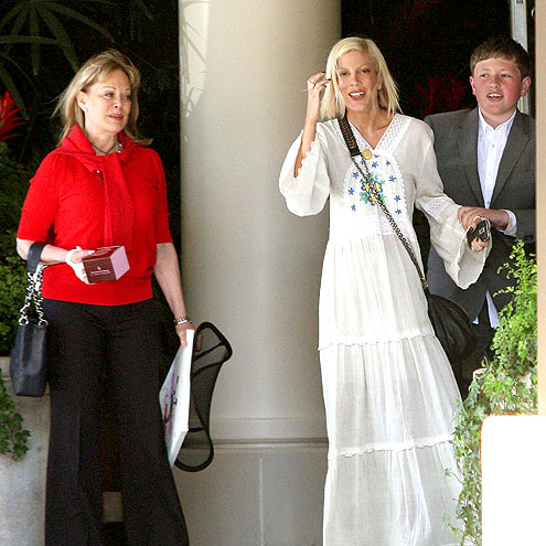 MOMMY'S DAY OUT photo | Tori Spelling