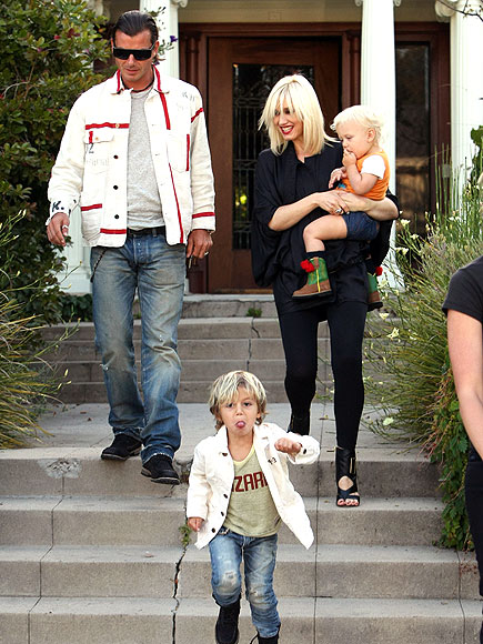 A GLAM SLAM photo | Gavin Rossdale, Gwen Stefani, Kingston Rossdale, Zuma Rossdale