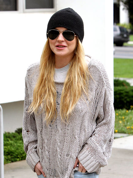 CHECKING IN photo | Lindsay Lohan