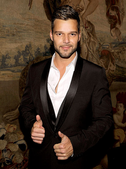 DISTINGUISHED GENTLEMAN photo | Ricky Martin