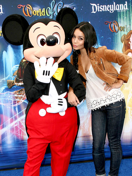 MAGIC MAKERS photo | Vanessa Hudgens