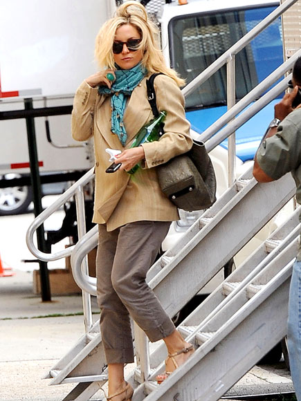 A STEP AHEAD photo | Kate Hudson