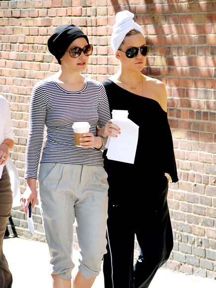 THAT'S A WRAP! photo | Ginnifer Goodwin, Kate Hudson