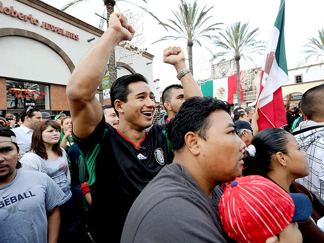 FIST PUMP! photo | Mario Lopez