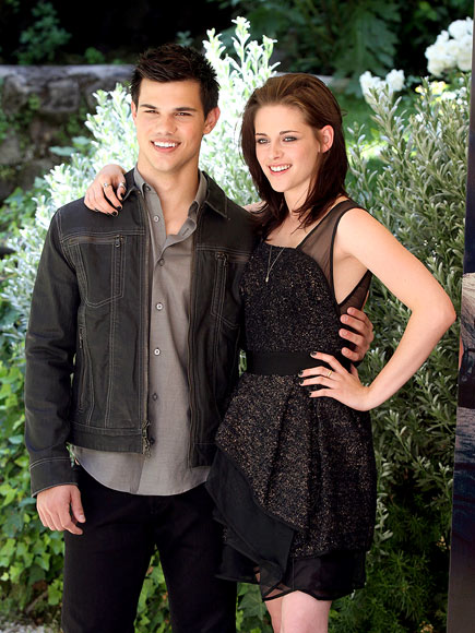 WHEN IN ROME photo | Kristen Stewart, Taylor Lautner