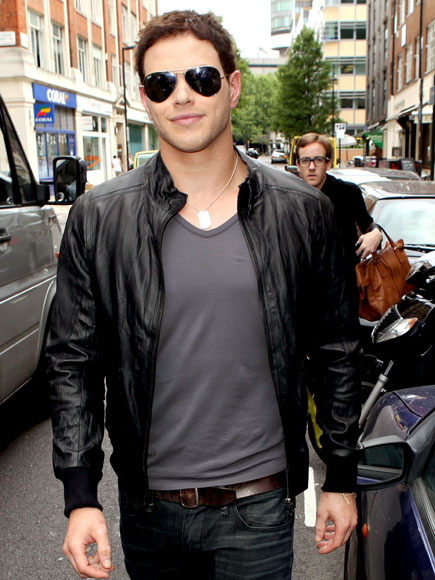 TALK OF THE TOWN photo | Kellan Lutz