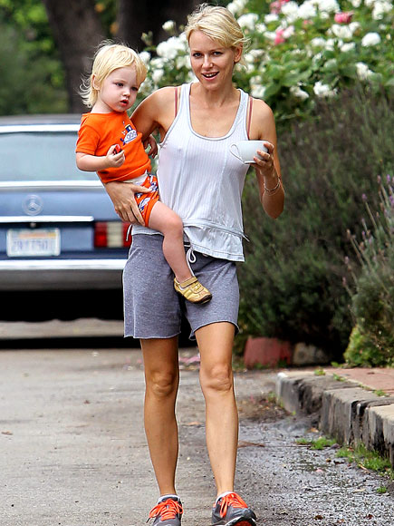TO A 'TEA' photo | Naomi Watts