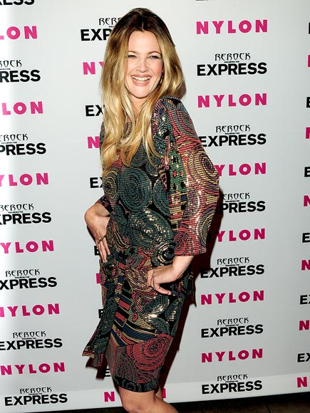 GLAMOR GIRL photo | Drew Barrymore