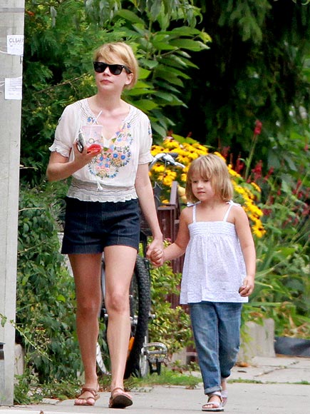 MOMMY & ME photo | Michelle Williams