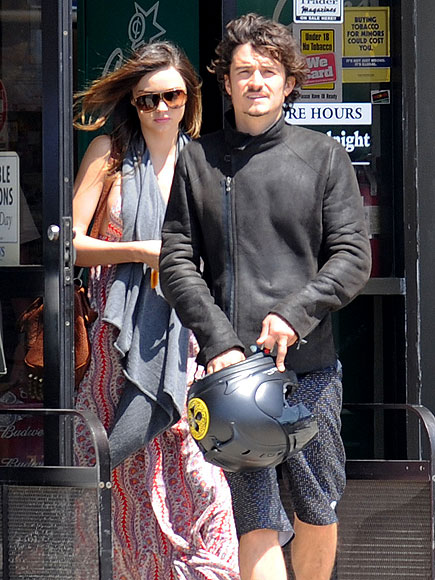 EXIT STRATEGY photo | Miranda Kerr, Orlando Bloom