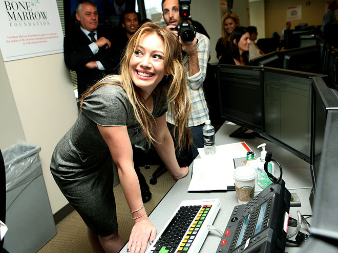 CHARITABLY CHIC photo | Hilary Duff
