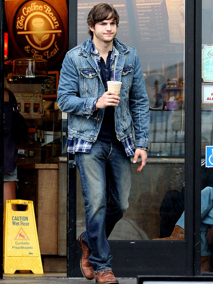 A PICK-ME-UP photo | Ashton Kutcher