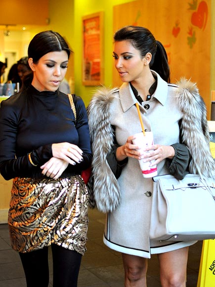 SMOOTHIE STYLE photo | Kim Kardashian, Kourtney Kardashian