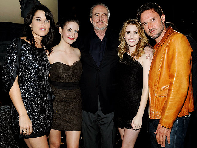 WHAT A 'SCREAM' photo | David Arquette, Emma Roberts, Wes Craven