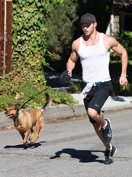 (TANK) TOP DOG photo | Kellan Lutz