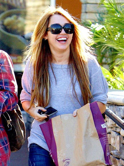 SMILEY CYRUS
 photo | Miley Cyrus