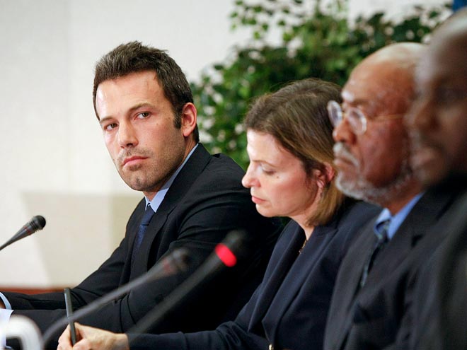 HELPING HAND photo | Ben Affleck