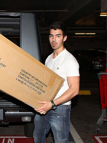 BOXING MATCH photo | Joe Jonas