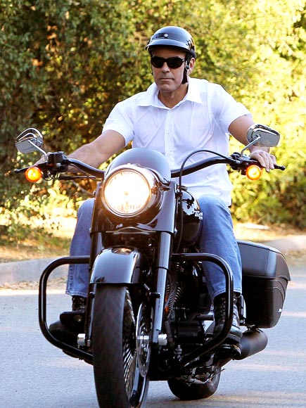 COOL RIDER photo | George Clooney