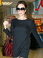 Stars' Airport Style | Victoria Beckham