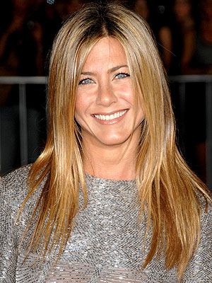 jennifer aniston hair color 2010. Confirmed: Jennifer Aniston to