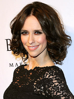 Jennifer Love Hewitt's Breakup Bob Love it or Hate it