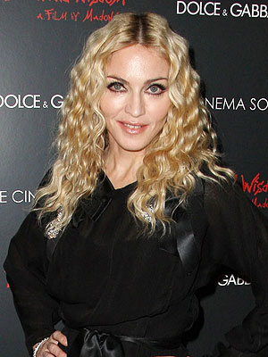 Madonna to Launch a Clothing