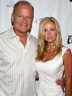 http://img2.timeinc.net/people/i/2010/stylewatch/blog/100712/kelsey-grammer-240.jpg