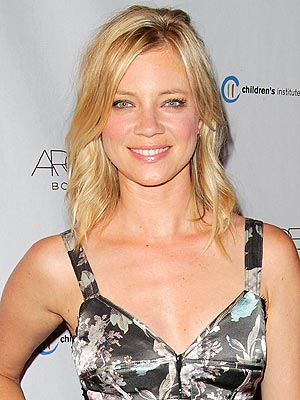 This was the case for actress Amy Smart when she decided to chop off her 