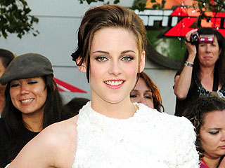 Kristen Talks About Bella's New Role in Eclipse at the Film's Premiere