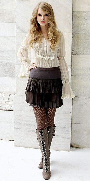 TAYLOR SWIFT photo | Taylor Swift