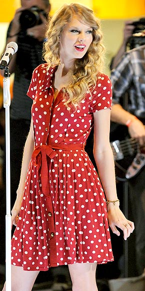 Going Dotty Photo Taylor Swift