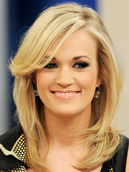 LIGHTEN UP ON YOUR LOCKS photo | Carrie Underwood