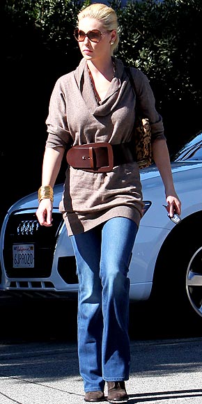 FLARED DENIM photo | Katherine Heigl