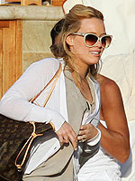 Want a star fave? We'll track it down! | Hilary Duff