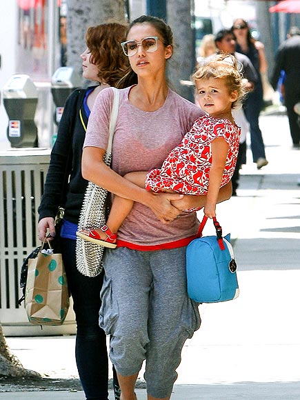 JESSICA ALBA'S BAG photo | Jessica Alba