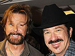 Tim McGraw, Kenny Chesney and More Salute Brooks & Dunn