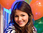 Victoria Justice's Carb-Heavy Meeting with Britney Spears