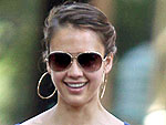 Jessica Alba Dines Alfresco with Honor | Jessica Alba