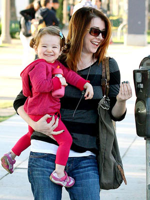 Spotted: Alyson Hannigan and Satyana - Pretty in Pink! - Moms