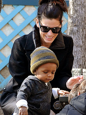 pictures of sandra bullock baby