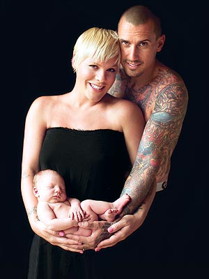 Pink's Daughter Willow Sage's First Photo | Carey Hart, Pink