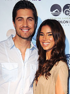 Roselyn Sánchez, Eric Winter Expecting a Baby | Eric Winter, Roselyn Sanchez