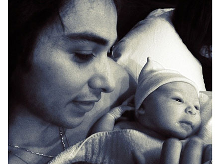 Jason Castro Welcomes a Daughter