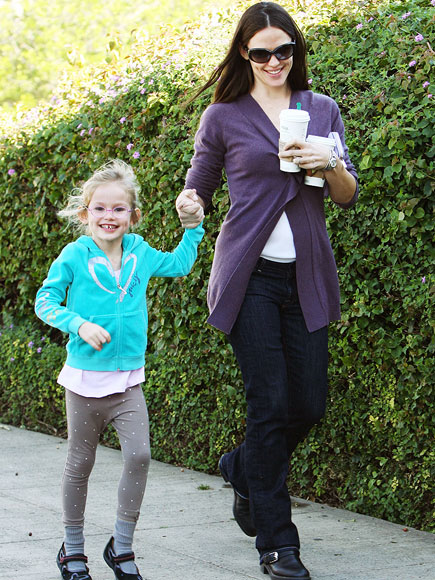 MORNING GLORY photo | Jennifer Garner, Violet Affleck