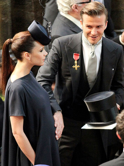 BUMP FOR JOY! photo | David Beckham, Victoria Beckham