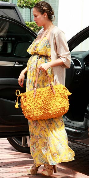 MELLOW YELLOW photo | Jessica Alba