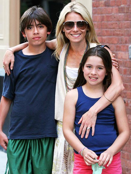 MICHAEL & LOLA CONSUELOS  photo | Kelly Ripa